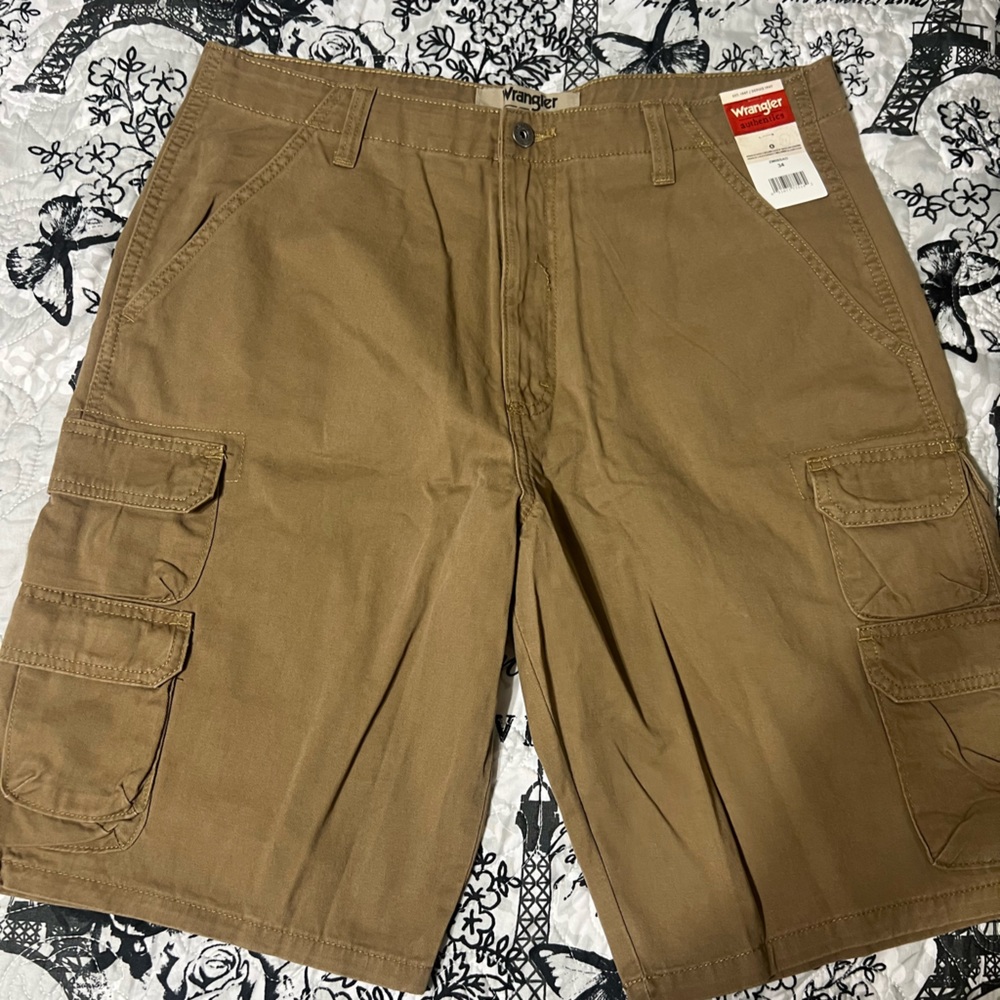 NWT MENS WRANGLER SHORTS